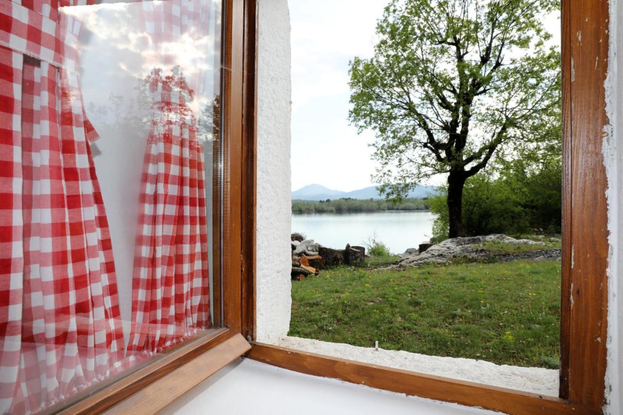 Lake House 'Vilin Konak' Niksic Exterior photo
