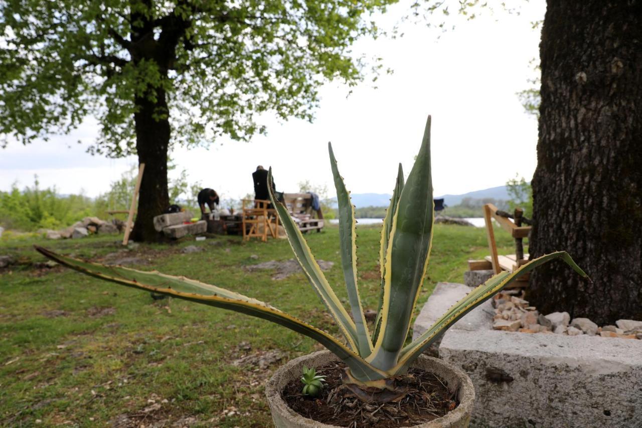 Lake House 'Vilin Konak' Niksic Exterior photo