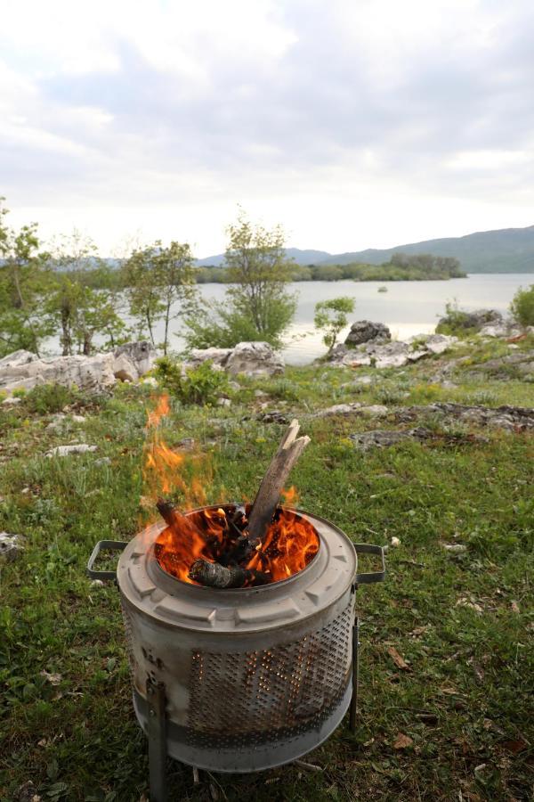Lake House 'Vilin Konak' Niksic Exterior photo